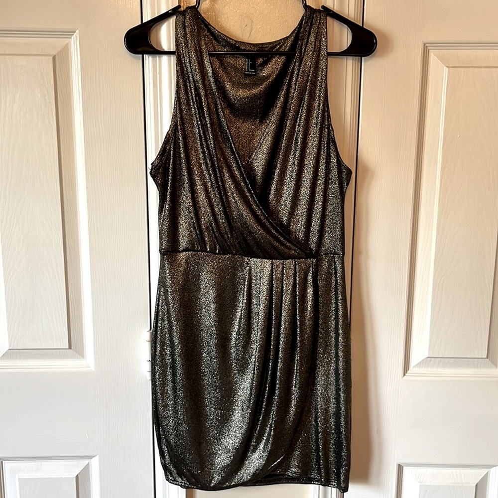Forever 21 Shimmer Black Dress Large